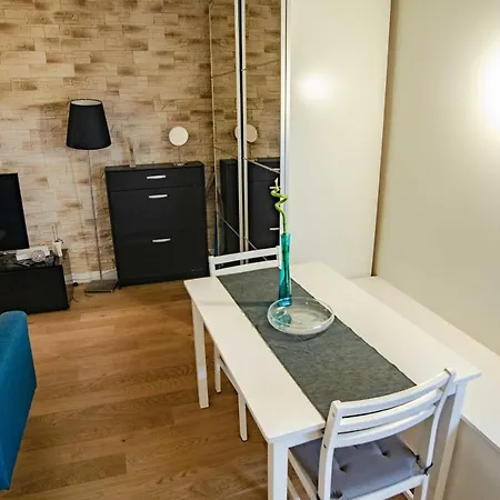 Superb And Modern Near Motte-picquet! *